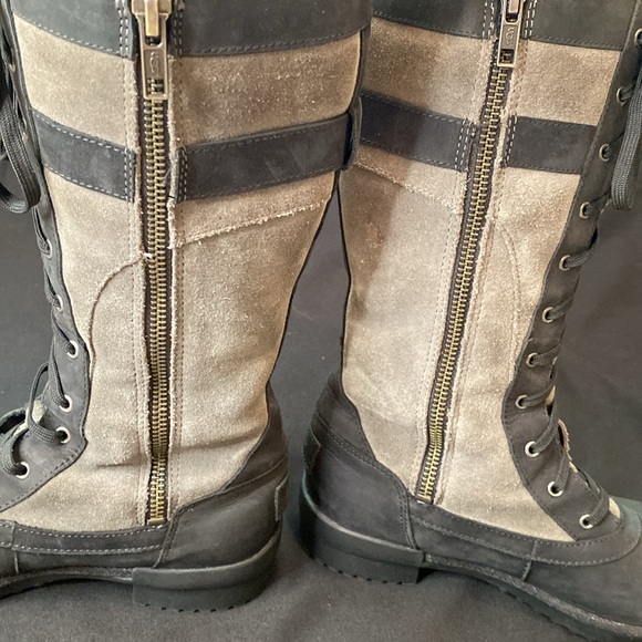Ugh Brystyl waterproof leather boots - 5 1/2 - Picture 3 of 8